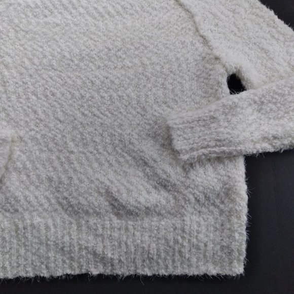 YES LOLA Ivory Fuzzy Knit Pullover Sweater - Picture 3 of 6